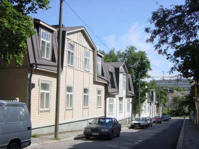 Kuvat 131-132. Helsinki/Vallila (Lahti 2001).