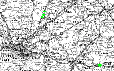 1,7 km pituiselle suoralle (kuva 1), sen oikeaan ja vasempaan reunaviivaan (ks. Liite 1).