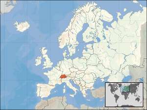 ½ Kantonia 6 Ylähuone 46 jäsentä Pinta-ala n. 41 000 km 2 (n. 1/8 Suomesta) Asukkaista n. 8 milj. (n. 1,5 x Suomen) Asukastiheys n.