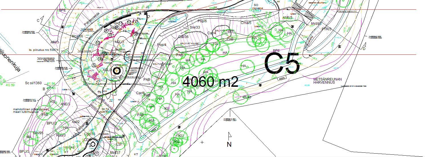 Kuva 8. Lähtötilanne. Puistoalueesta 2D-muotoinen CAD-kuva. Kuvassa 8 esitettyä puistoalueen 2D-muotoinen suunnitelmaa ei voi käyttää työkoneen 3D-järjestelmässä.