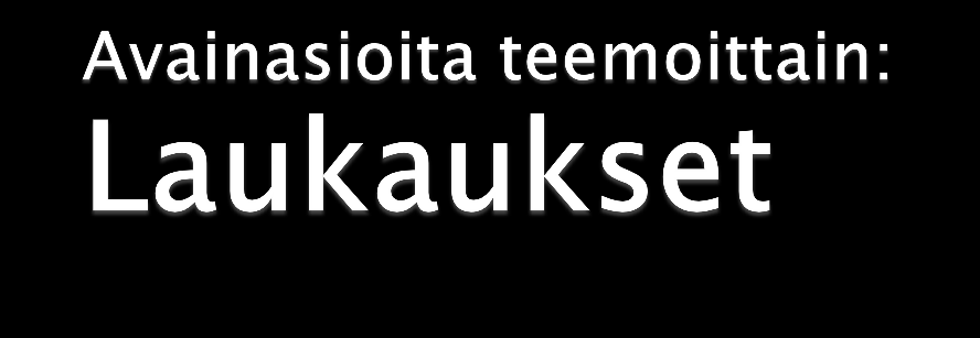 Nilkka potku Tukijalan kohta pallon vieressä - Korkeassa laukauksessa säädä tukijalan paikkaa hieman pallon taakse. Laukaisujalan varpaat alaspäin nilkka ojennettuna.