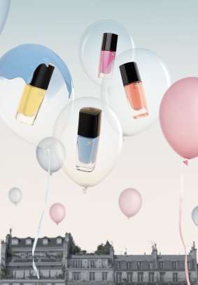 KEVÄTLOOK, ONE SHOT KOKOELMA Arvioidut kuluttajahinnat: My Parisian Pastels -korostussävypaletti, 9 sävyä 59,00 My Parisian Blush -voidemainen poskipuna, saatavana 2 sävyä 39,00 Hypnôse Palette DO 12