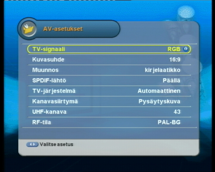 5.3.1 Kieliasetukset Tästä valikosta asetetaan toivotut kieliasetukset valikoille, oletusääniraidoille ja oletustekstitykselle.