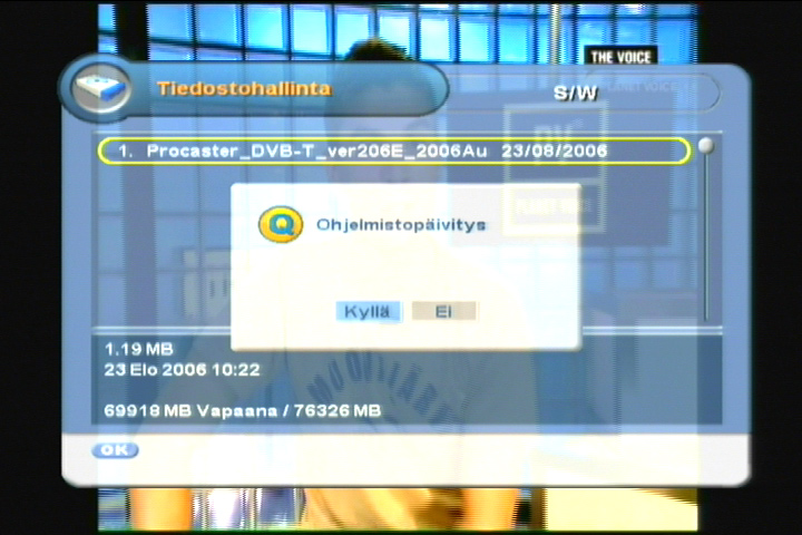 7.3 Ohjelmistopäivitysten asentaminen tiedostohallinnasta - 6200-6500 -sarja Huom! Siirrä ohjelmistopäivitystiedosto kovalevyn kansioon PVR\Firmware, osion 7.1 Tiedostonsiirto ohjeiden mukaisesti.