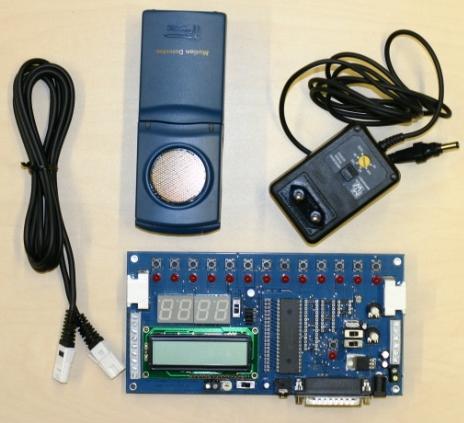 Tämä käyttöohje on kirjoitettu ESR-projektissa Mikroanturitekniikan osaamisen kehittäminen Itä-Suomen lääninhallitus, 2007, 86268 HARJOITUSTYÖ: LabVIEW, Liiketunnistin Tarvittavat laitteet: PC