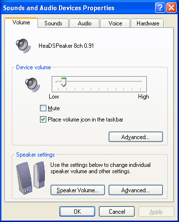 Kuva 8: Äänilaitteet Windows XP -käyttöjärjestelmässä Mikäli ylimmällä rivillä näkyvä laite ei ole HeaDSPeaker, avaa keskimmäinen välilehti