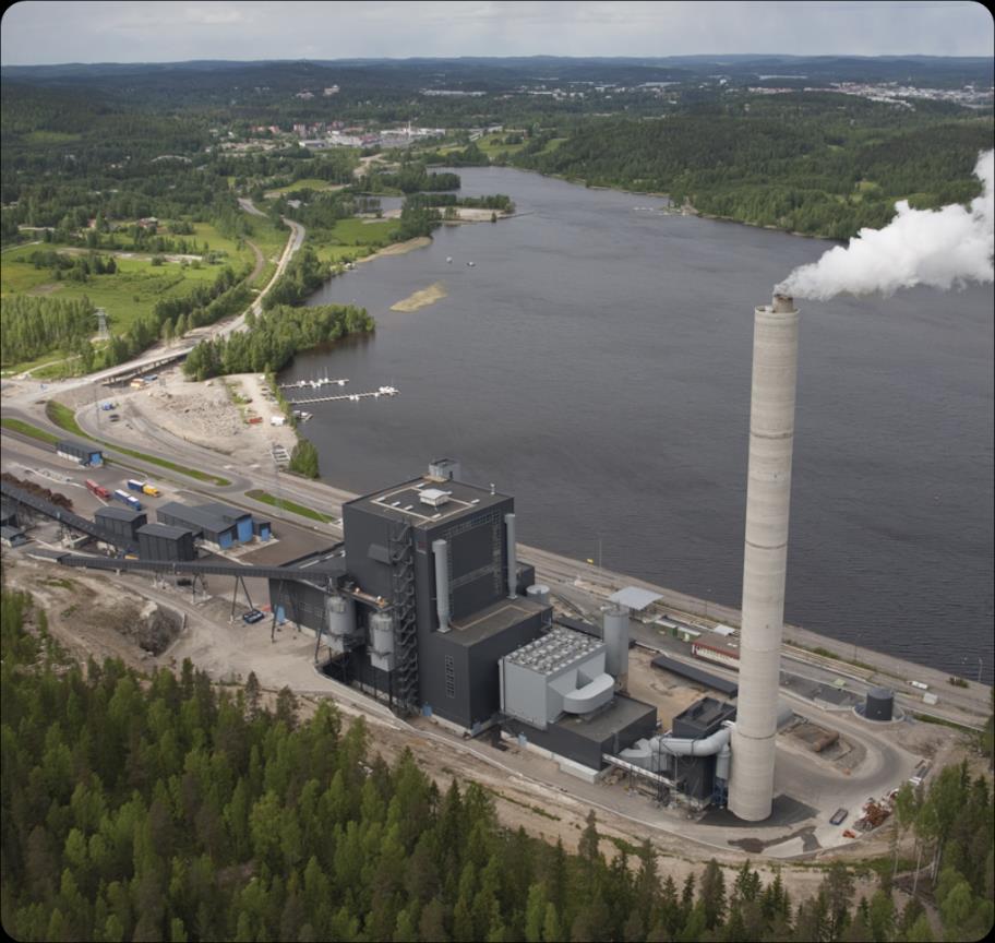 KELJONLAHDEN VOIMALAITOS Pääpolttoaineet turve ja puu Tukipolttoaine hiili Kaksi toimintaperiaatetta: sähkön ja lämmön yhteistuotanto (CHP) sähkön lauhdetuotanto voidaan säätää portaattomasti