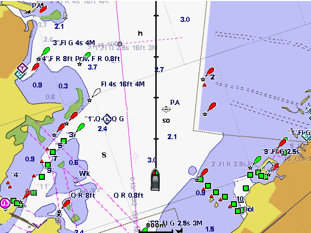 Kartat ja 3D-karttanäkymät Keulaviivan näyttäminen ja määrittäminen Keulaviiva jatkaa veneen keulaa matkustussuuntaan. Voit määrittää keulaviivan näyttötavan meri- tai kalastuskartassa.