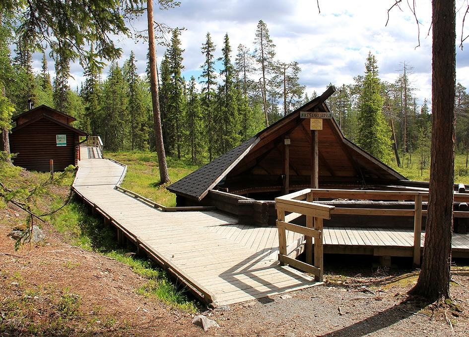 Valtaosa rakenteiden huollosta tapahtuu ostopalveluina 3,000