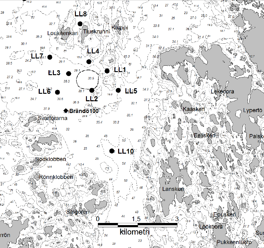 Kuva 2a) Lounais-Suomen Vesiensuojeluyhdistyksen toukokuussa 2014 esittämän, Loukeenkarin ja Tiuskrunnin eteläpuolisen alueen tarkkailuohjelman ja 2b) kesän