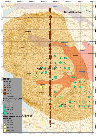 41 R1:ssä fosforimalmia lävistettiin välillä 158,45 191,00, jossa on 32,55 m matkalla 5,54 % P 2 O 5 (max 10 %).