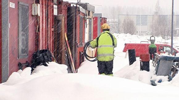 Suomalaisen rakentamisen erityispiirteitä Suomen pohjoinen sijainti ja sen tuomat haasteet energiatehokkuudelle: vaatimukset lämmöneristykselle, lämmitystarpeet, pakkasrasitus, lumi, talviset