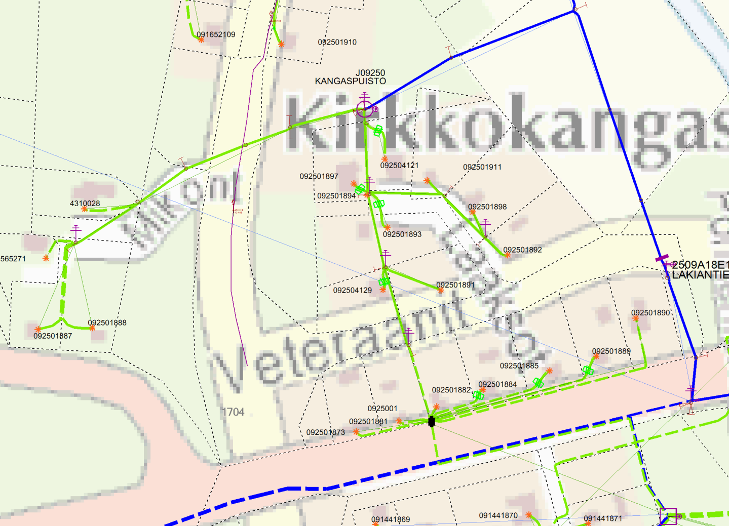 Liite 1: Kirkkokangas 15, nykyinen sähköverkko 1 5/21/2015.zã..c.i.ı.ví.: 7........\.ı šãmãc 1\\ ıx :ämfiä...wäããã ıizí... 52,3.ı.i g.