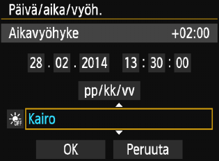 3 Päiväyksen, ajan ja vyöhykkeen määrittäminen Kun kytket virran ensimmäistä kertaa tai päiväys/aika/vyöhyke on palautettu, Päivä/aika/vyöh.-asetusnäyttö tulee näkyviin.