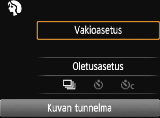 Q Pikavalinta Kun kuvaustoimintojen asetusten näyttö on näkyvissä peruskuvaustiloissa, saat pikavalintanäytön näkyviin painamalla <Q>painiketta.