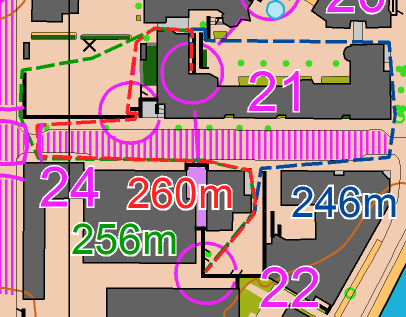 21-22 Punainen reitti on pisin ja sisältää portaat rastin 24 kohdalla, mutta ainakin rastin 24 sijainti on tiedossa reitinvalinnan jälkeen Sininen reitti on lyhin ja nopein, se on myös selkeä
