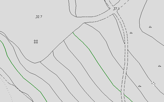 Hankintamenettelystä, työn teknisestä valvonnasta ja työn tarkastamisesta vastasi tämän osaprojektin osalta allekirjoittanut. 29 Kuvio 8. NN- käyrät ja maanpinnan korkeuspisteitä / TeklaGIS. Kuvio 9.