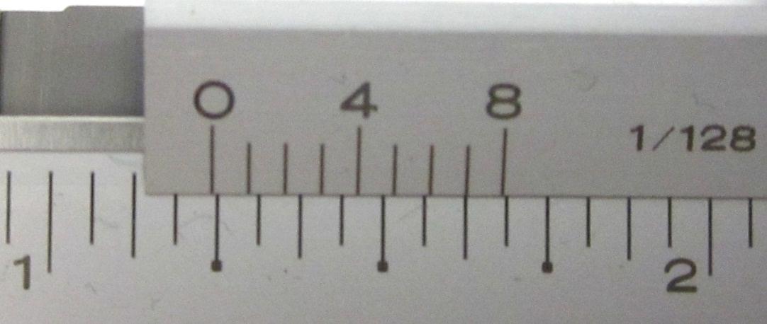MITTAVAUNU MATERIAALIA 8( 35) LOPULLINEN MITTAUSTULOS 8 = 12/16 + 4/128 = 100 / 128 = 0,800 Jos mitataan kuudestoistaosa tuuman tarkkuudelle, niin tulos supistetaan jos mahdollista. Esim. 8/16 = ½.