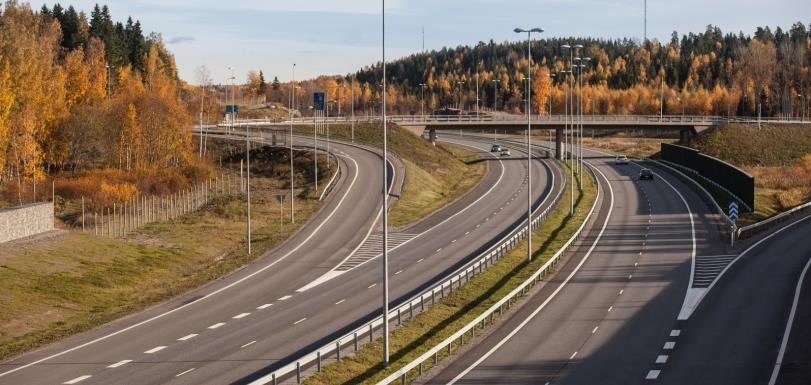 5. TEKNISET PALVELUT TEKNISET PALVELUT Mitä on kysytty ja mitattu Tässä osiossa on kysytty kuntalaisten mielipiteitä koskien: teiden, katujen sekä kävely- ja pyöräteiden kuntoa.