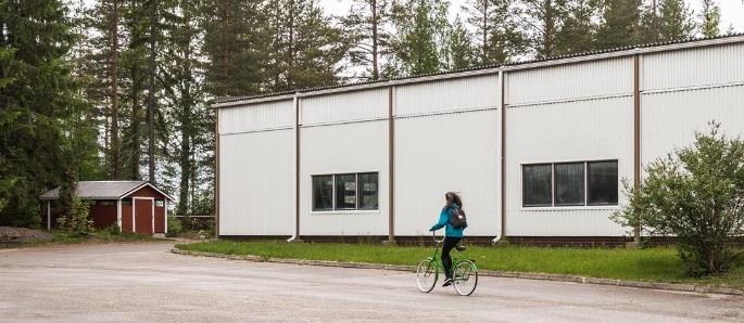 12 7 Yhteystiedot Saarijärven Kaukolämpö Oy PL 56 43101 SAARIJÄRVI Puh. 040184 1427 www.saaveka.fi Tuomo Vilkkilä Toimitusjohtaja Puh. 0400 581 627 E-mail. tuomo.vilkkila@saaveka.