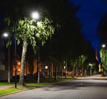 Työpaikkatavoite: + 400 Asukastavoite: + 1000 Kustannusarvio: Toteutusaika: Korit 1-3: Vaiheittain vuoteen 2030 YLEISKUVAUS Muulla keskustalla tarkoitetaan tässä yhteydessä liikekeskustan