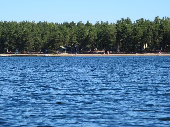 Happipitoisuus Sääksjärvessä Sääksjärven kokonaisfosfori- ja typpipitoisuus pysyttelivät vuosina 2014 ja 2015 edellisvuosien tasolla (Kuva 16).