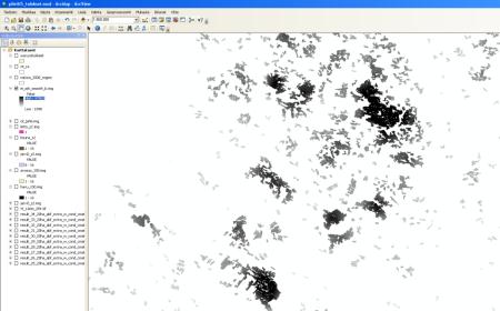 Aineistopiirteet Maiseman ojitustilanne: Ojittamattoman ja ojitetun suon määrä 5 km etäisyydellä kustakin pikselistä