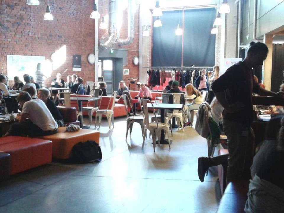 yhteistyö liikennöitsijän kanssa Toimintaa
