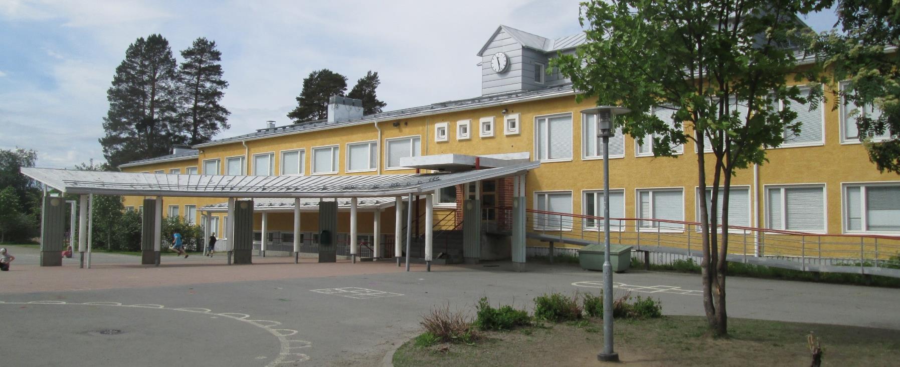 Rannankylän koulu, 1959 Pielaveden kunnan valtakunnallisesti arvokkaat kohteet RKY 2009 ovat edellisen sivun Kirkkosaari ja Lepikon torppa. Urho Kekkosen (1900-1986) synnyinkoti.