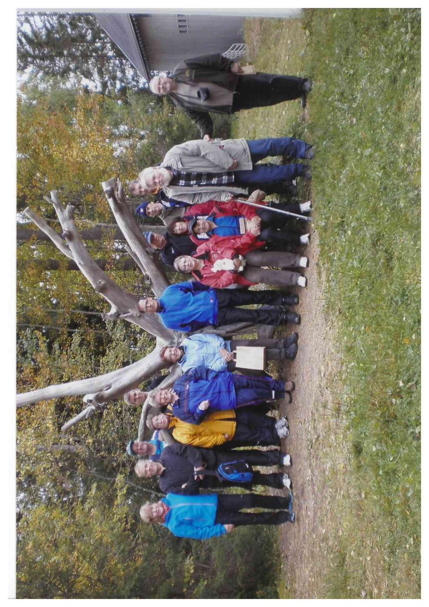 105-vuotias Porin Pyrintö järjesti syysretken tänä vuonna 30v täyttävään Seitsemisen kansallispuistoon 15.9. Matka tehtiin Sundellin 50 hengen bussilla.