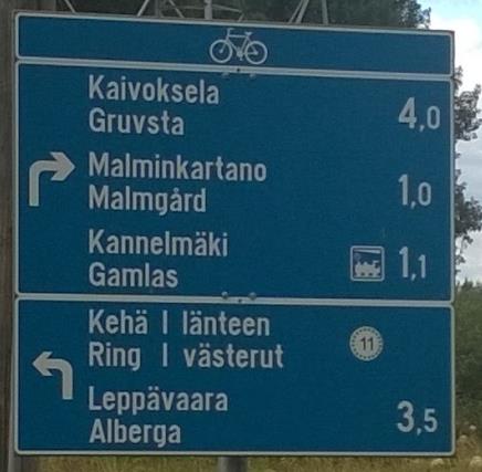 Nykyinen kevyen liikenteen viitta Uusi kevyen liikenteen viitta, luonnos Tauluopaste, luonnos