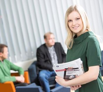 Henkilöstö ja tapa toimia Tilanne 2015 -Palveluverkkoon liittyvissä asukastilaisuuksissa melko pieni osanotto -Työllistämiseen liittyvää ohjausta on tarkasteltu konsernitasolla, mutta paikkoja täytyy
