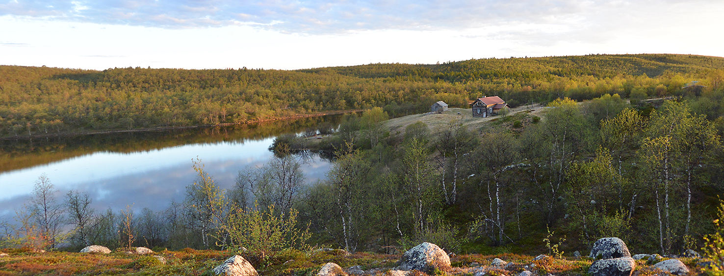 UTSJOKILAAKSON MAISEMAT Maisema-alueen aikaisempi nimi ja arvoluokka: Utsjokilaakso, valtakunnallisesti arvokas maisema-alue (valtioneuvoston päätös 1995) Ehdotettu arvoluokka: Valtakunnallisesti