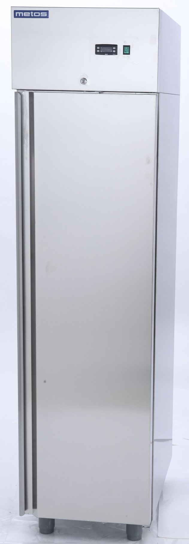 JÄÄKAAPPI / PAKASTEKAAPPI Gastro C300 Inox / F300 Inox Asennus- ja