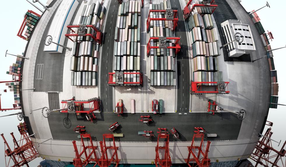 Tuotelanseerauksia ja investointeja vuonna 2015 Suurimman Hiab-kuormausnosturin lanseeraus