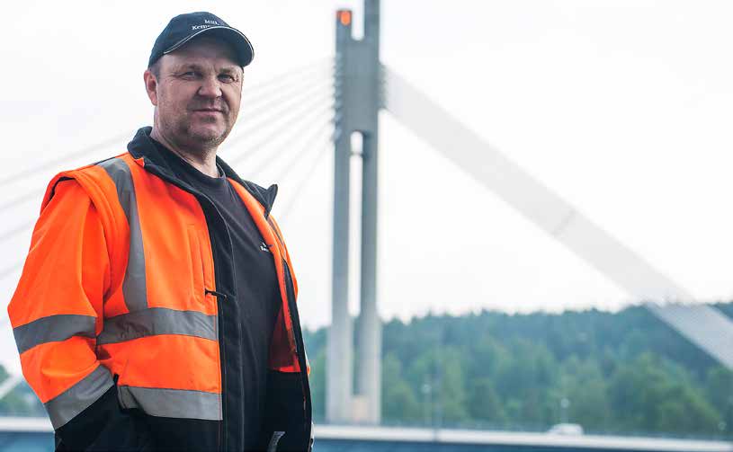 Halusin, että uusi kone olisi täydellinen Tuomo Kemppe halusi tehdä uudesta koneestaan niin monipuolisen ja turvallisen kuin mahdollista.