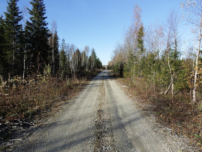 10 Kuva 5. Voimalapaikka Ristimaalla kuvattuna pohjoiseen.