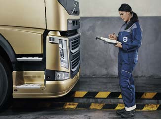 että yrityksesi tarpeet. Volvon huoltokonseptin, Aidon Volvo Huollon, peruslähtökohtana on, että kaikki huoltotoimet tehdään silloin, kun kuormaautollesi on suunniteltu huoltopysähdys.