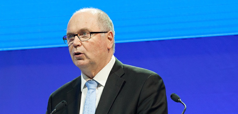 "Taloustilanne on heikko ja liikkumavara on tunnetusti pieni, mutta ostovoiman parantaminen on tehokas keino vauhdittaa koko kansantalouden toimintaa.", kertoi Helander.