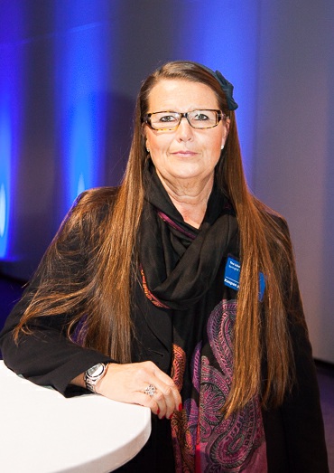 Tea Lind, sales manager, Springhill Textile Ab Tänä vuonna jälleen Kaupan päivän teema on erittäin kiinnostava ja tulinkin tilaisuuteen Ruotsista saakka.