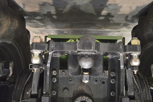 Pos: 37.15 /BA/Erstinbetriebnahme/Ladewagen/Z wangsl enkung/kugel kopfkupplung bei Z wangslenkung Tridemaggregat Bild @ 262\mod_1399897836845_71.docx @ 2000107 @ @ 1 Pos: 37.