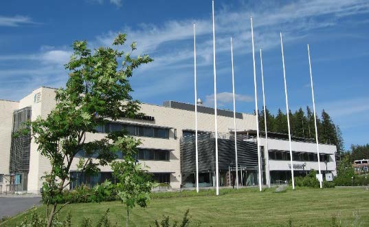 Riihimäki ja Valkeakoski Riihimäellä kampusyhteistyö HYRIAn ja alueen lukioiden kanssa. Valkeakoskella kampusyhteistyö Valkeakosken lukion sekä Valkeakosken ammatti- ja aikuisopisto (VAAO) kanssa.