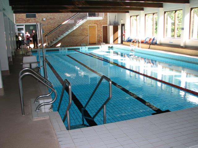 5. Uimahallit Sastamalan kaupungissa on kaksi uimahallia; Kiikan uimahalli ja Keikyän uimahalli. Keikyän uimahalli avattiin uudestaan yleisölle keväällä 2013.