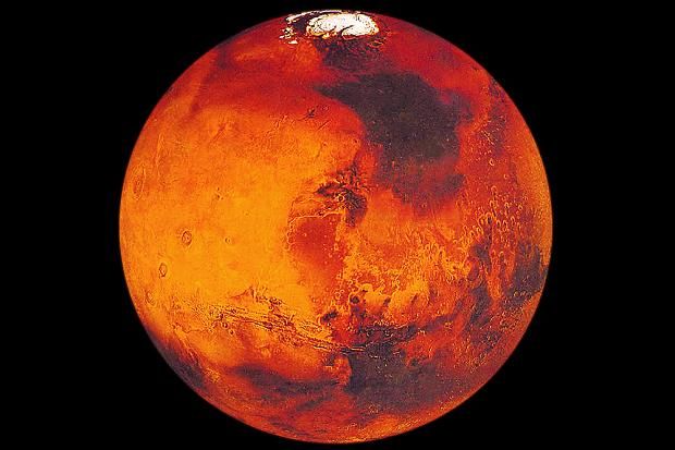 1.Mars Mars on aurinkokuntamme neljäs planeetta. Sen keskietäisyys auringosta on 227 920 000 km. Marsissa on höyrynä, nesteenä ja jäänä esiintyvää vettä.