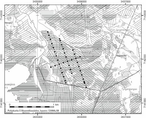 Hannu Pajunen ja Heikki Meriluoto 13. Niemelänneva Niemelänneva (kl. 3412 05, x=7142,0, y=3435,7) sijaitsee noin 15 km Rantsilan keskustasta etelään. Suo rajoittuu loivapiirteisiin moreenimaihin.