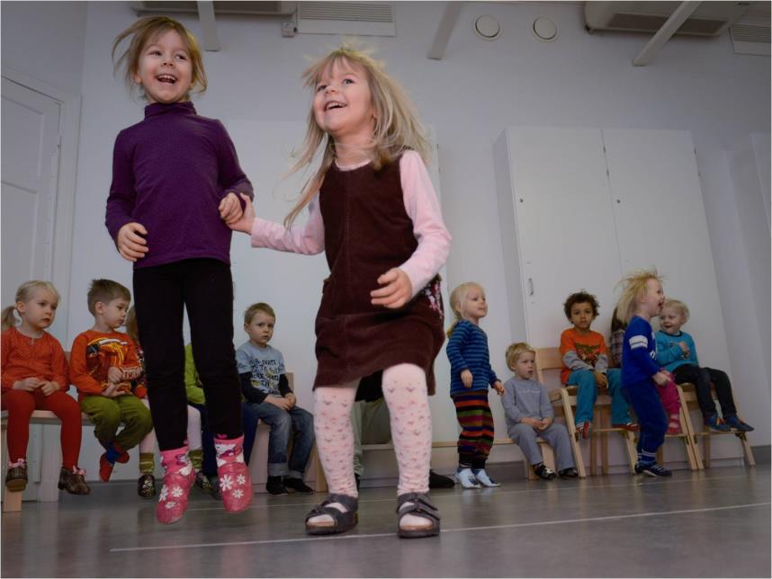 HELSINGIN KAUPUNKI 1 Helsingin varhaiskasvatusviraston toimintakertomus 2014 Olemme
