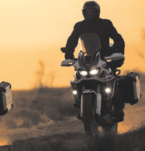 3 HONDA RAHOITUS Honda Rahoituksella maksat hankintasi kätevästi pienissä erissä, oli kyseessä sitten pyörä- tai varustehankinta.