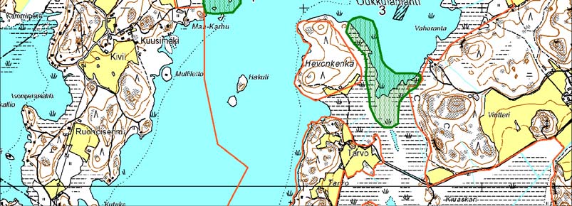 3.1 OUKKULANLAHTI Alueen kaulushaikarakanta oli poikkeuksellisen tiheä: kaikilla selvitysalueen kohteilla havaittiin useita äänteleviä kaulushaikaroita. Myös kurkia pesi eri puolilla aluetta.