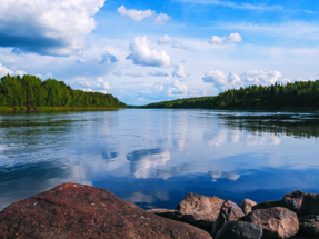 Vähempikin kiinteistöjen määrä riittää, jos kaupunki omistaa tien vaikutuspiirissä vakituisesti asutun kiinteistön tai kiinteistöjä ja tiellä on paikkakunnan liikenteessä huomattava merkitys.