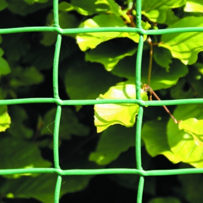 PUUTARHAVERKOT Muovitettu Ursus-puutarhaverkko, VIHREÄ Muovitetusta kuumasinkitystä langasta valmistetun verkon yläreuna on kaareva, ja kaksinkertaiset vaakasuorat langat on kerrattu pystysuorien